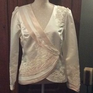NWOT Beautiful plus-size ivory satin jacket - X-LG